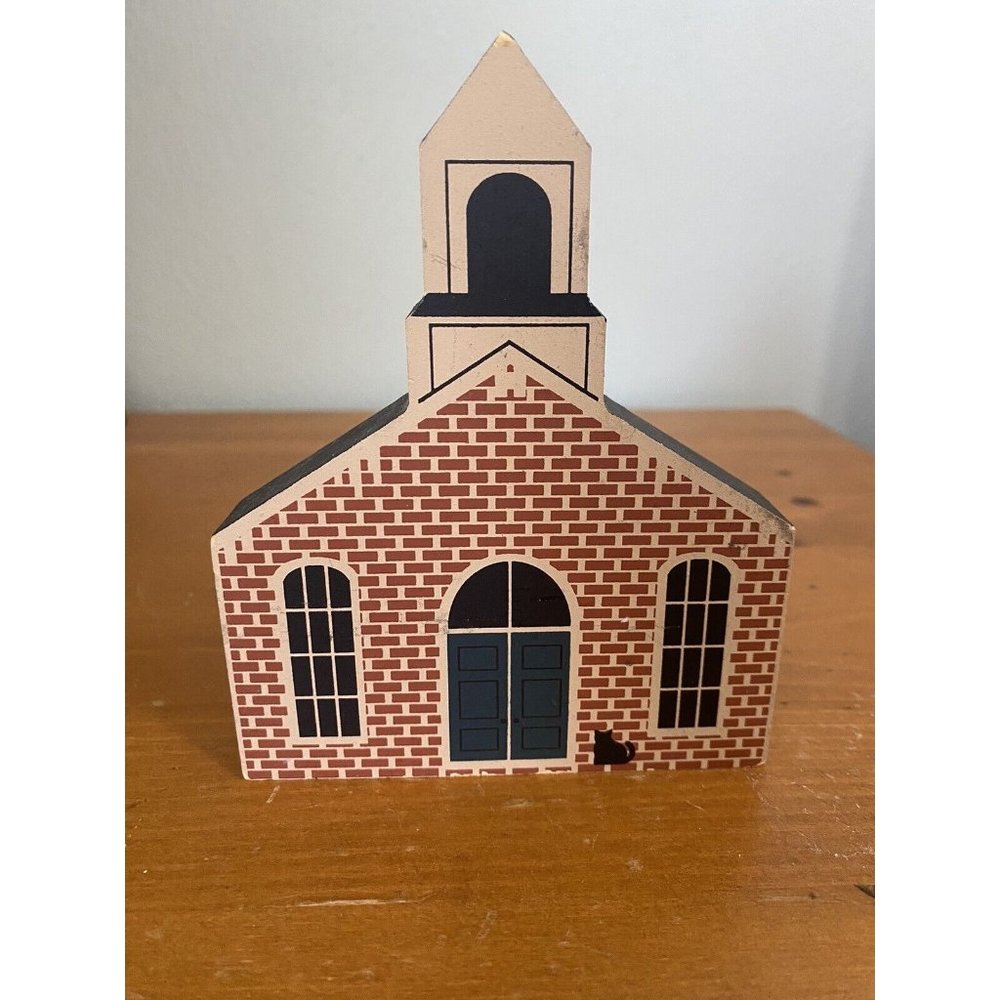 Cat’s Meow 1992 Jackson Township Hall Coshocton Ohio Roscoe Village Shelf Sitter